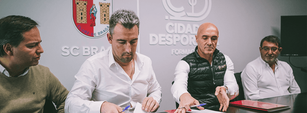 NOVA ESCOLA GVERREIROS DO FUTURO EM TOURIZ